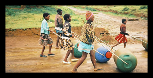 Innovative_poverty_solutions_hippo_roller