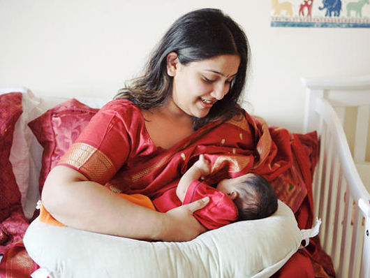 Indian Lactating Girls - Indian girl breast milk - Nude photos