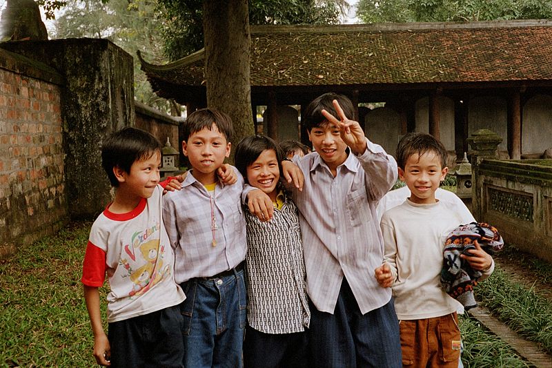 La Bonne Etoile: Helping Children in Vietnam