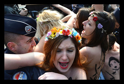 Femen_Women