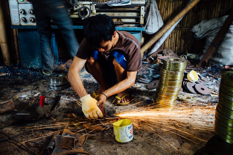 How MiddleClass Jobs in Indonesia can Alleviate Poverty The