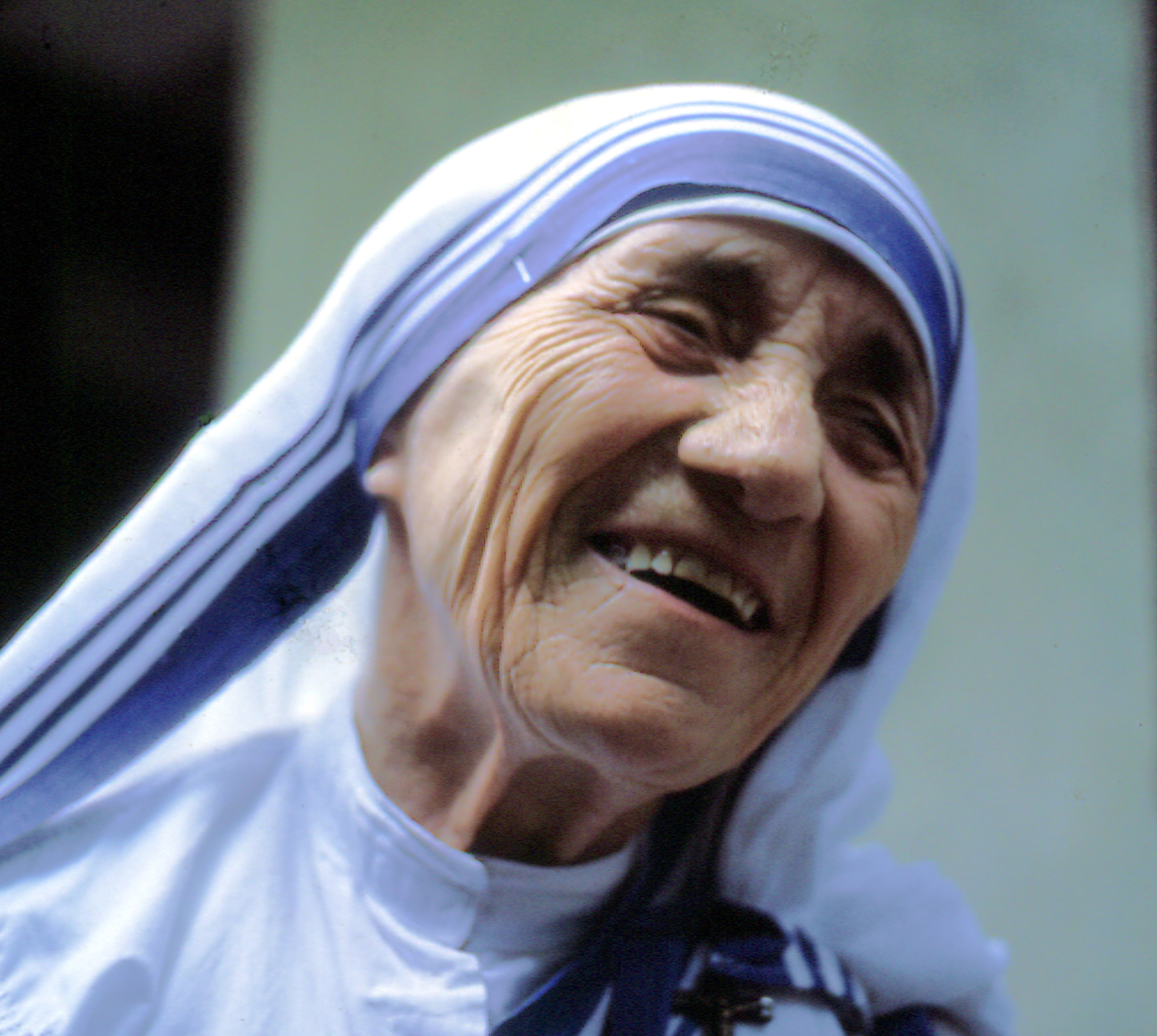Mother Teresa To Become A Saint This Year The Borgen Project Mother Teresa To Become A Saint This Year The Borgen Project