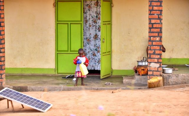 5 Ways Solar-Cookers Help Fight Poverty - The Borgen Project