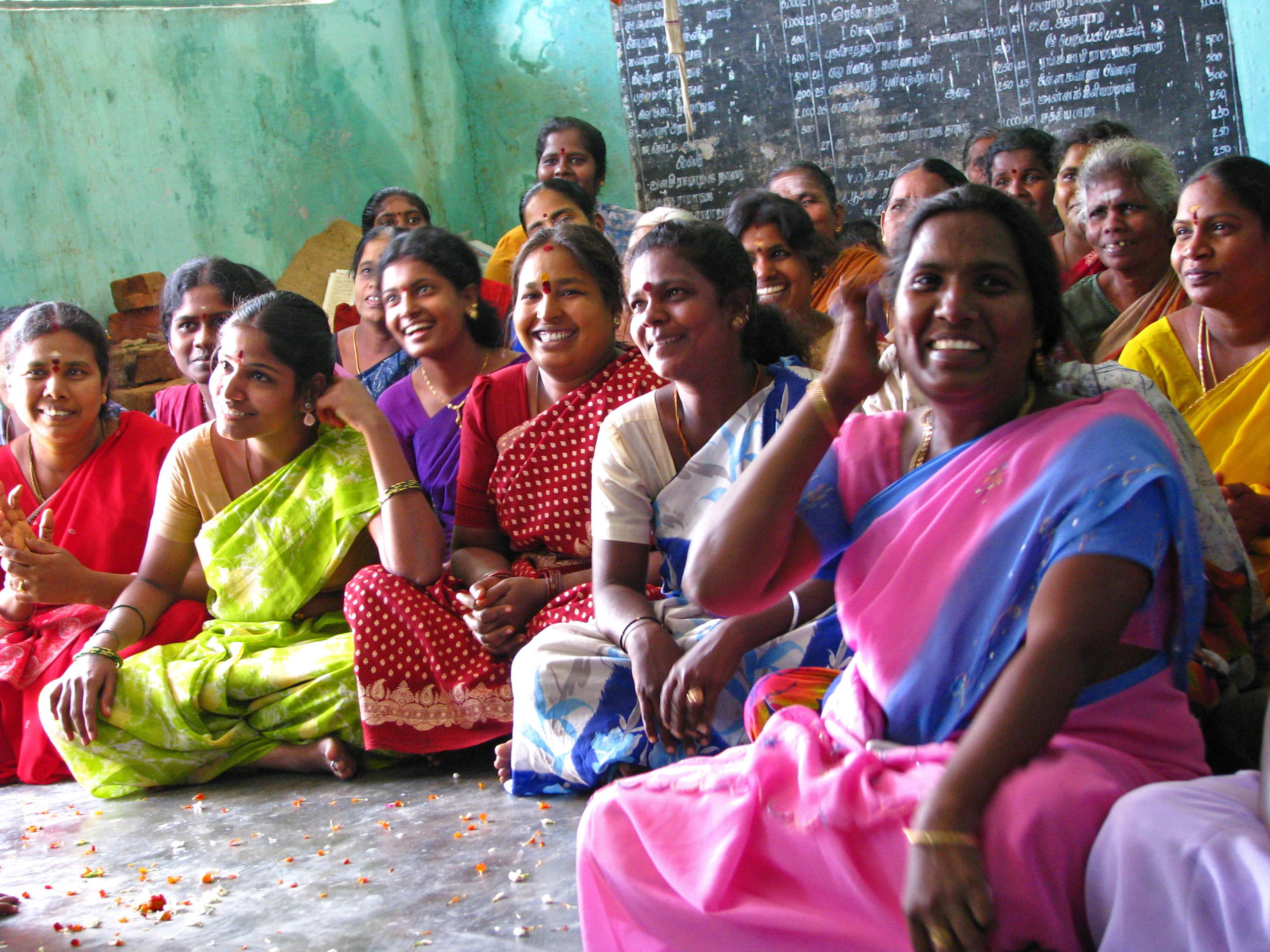 Empowering Women in Kenya with Reusable Pads - BORGEN