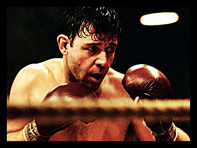 Russell crowe deals boxing