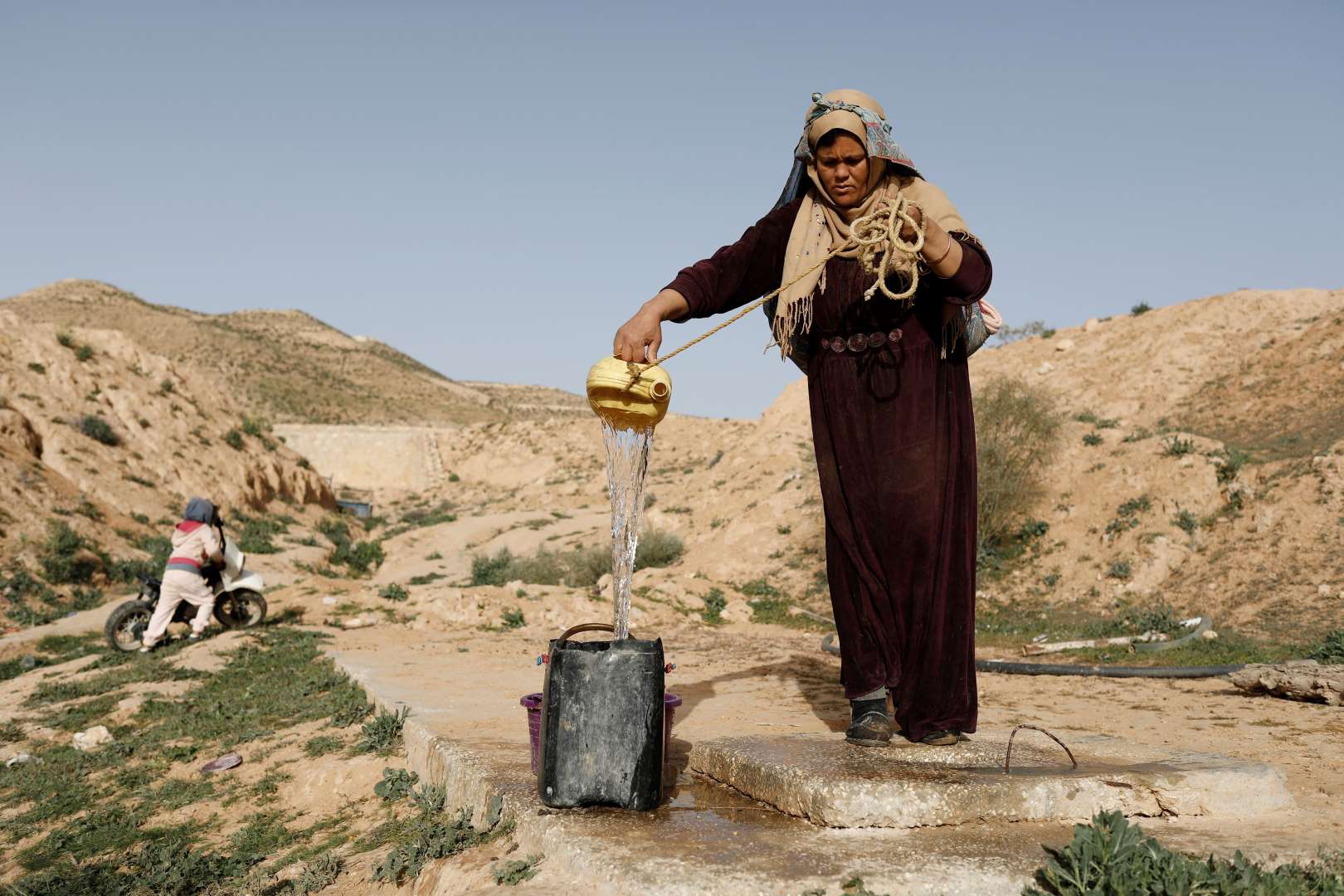 https://borgenproject.org/wp-content/uploads/water-bottle-companies-that-give-back.jpg